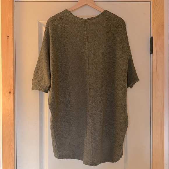 Cardigan - Picture 2 of 4